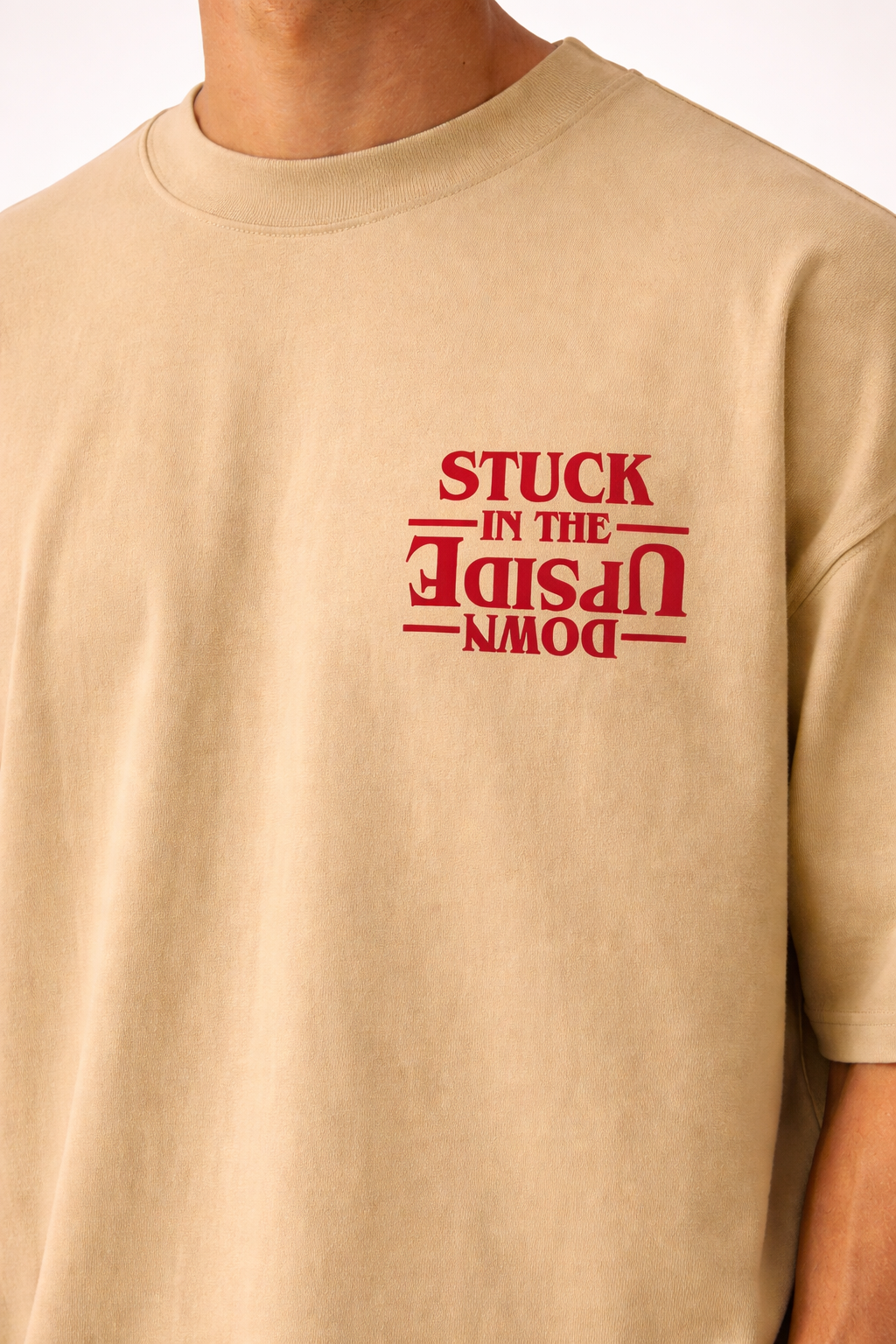 STUCK IN THE UPSIDE DOWN | STRANGER THINGS GRAPHIC PRINTED OVERSIZED FIT T-SHIRT