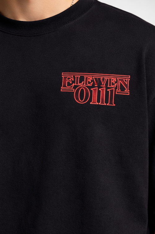 ELEVEN : DUAL REALMS | STRANGER THINGS GRAPHIC PRINTED OVERSIZED FIT T-SHIRT