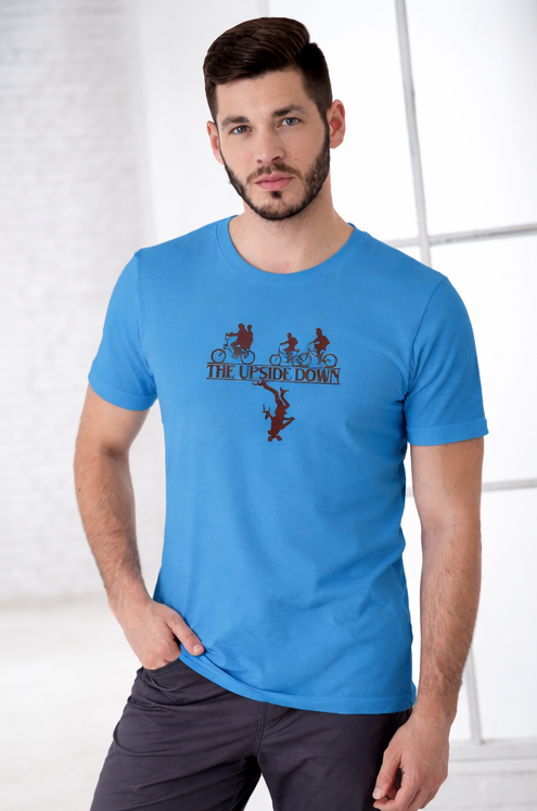 THE UPSIDE DOWN | STRANGER THINGS GRAPHIC PRINTED REGULAR FIT TSHIRT