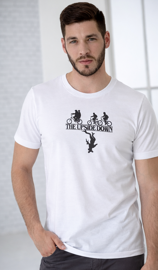 THE UPSIDE DOWN | STRANGER THINGS GRAPHIC PRINTED REGULAR FIT TSHIRT