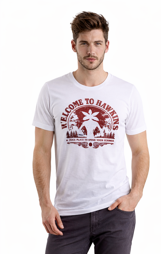 WELCOME TO HAWKINS | STRANGER THINGS GRAPHIC PRINTED REGULAR FIT T-SHIRT